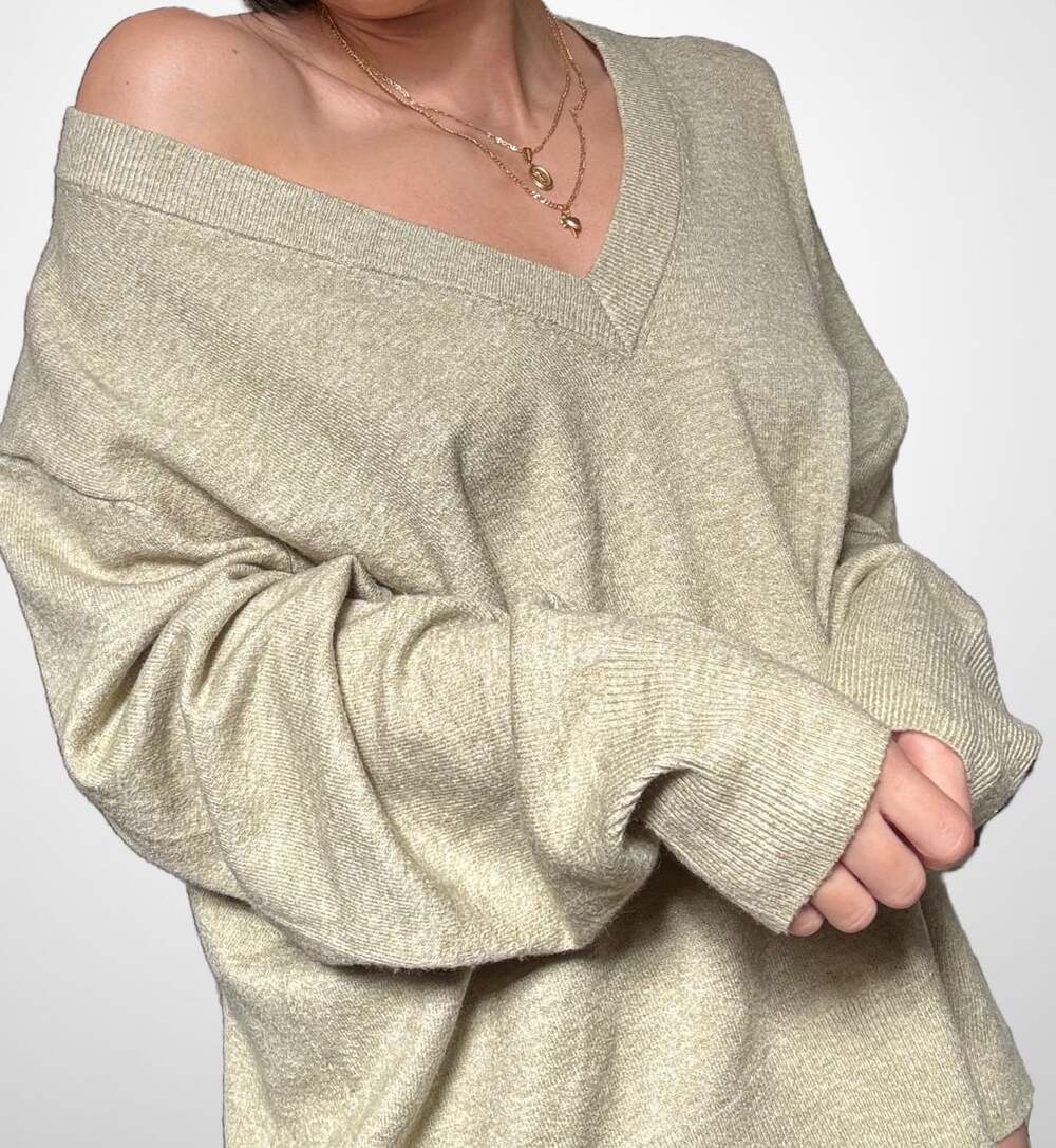A New Day V-Neck Sweater Size M Green